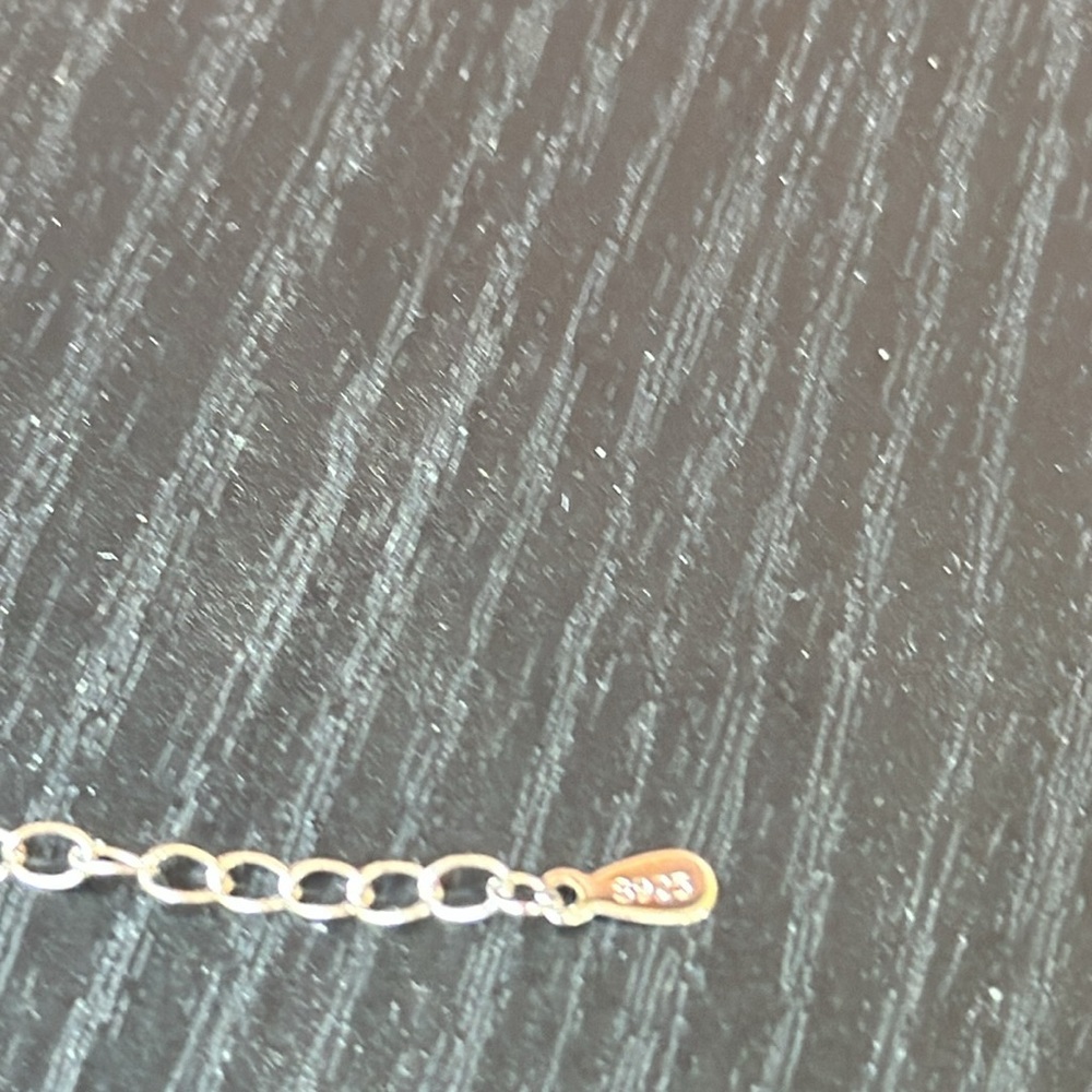 925 Sterling Silver Twisted Leaf Necklace NWOT - Picture 8 of 11